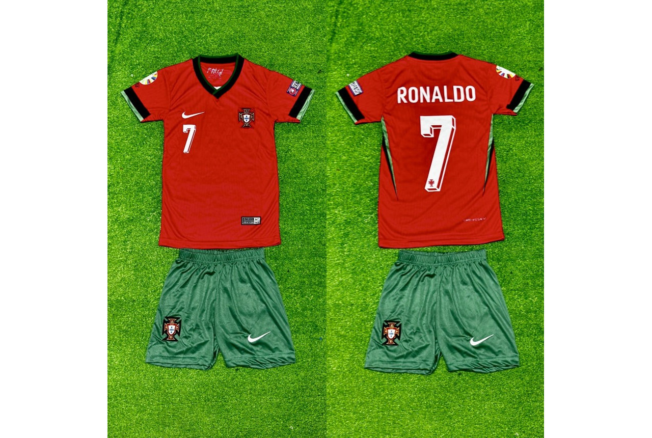 8165 Детски футболен комплект Portugal Ronaldo 7 червено зелено